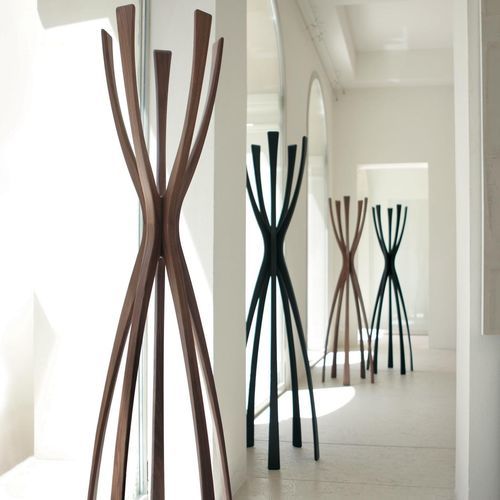 Floor coat rack - FLAMINGO - Porada - contemporary / ash / walnut