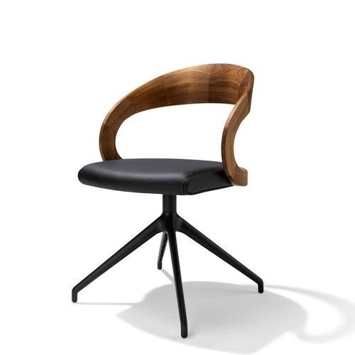 Contemporary chair - GIRADO  - TEAM 7 - indoor / leather / oak