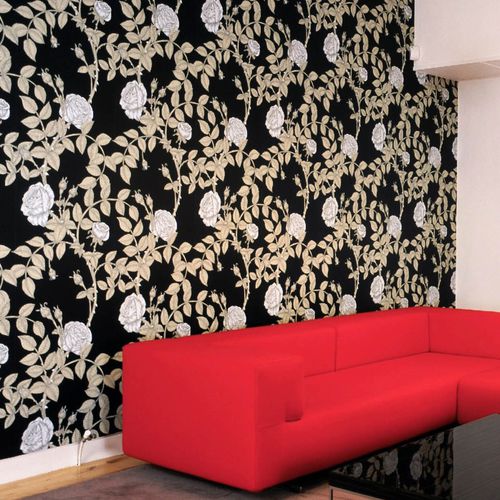 Traditional wallpaper - MCGEGAN ROSE - Timorous Beasties - floral / black / red