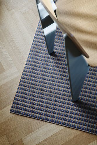 Scandinavian design rug - BULEVARDI - Woodnotes - geometric pattern / polyester / paper yarn