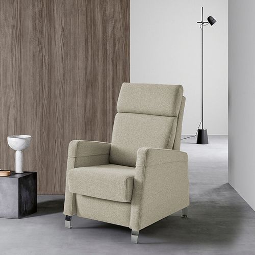 Contemporary relaxing armchair - KIRA - Mopal Tapizados S.L. - fabric / pine / with footrest