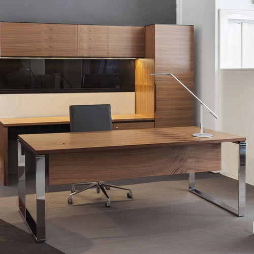 Executive desk - PURE V7 - WILLIAM HANDS - free-standing / contemporary / wooden