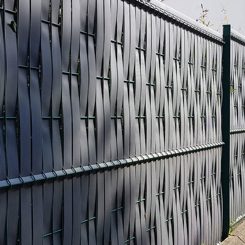 Fence with panels - LAT’CLIP  - Quaglia Diffusion - louvered / residential / PVC