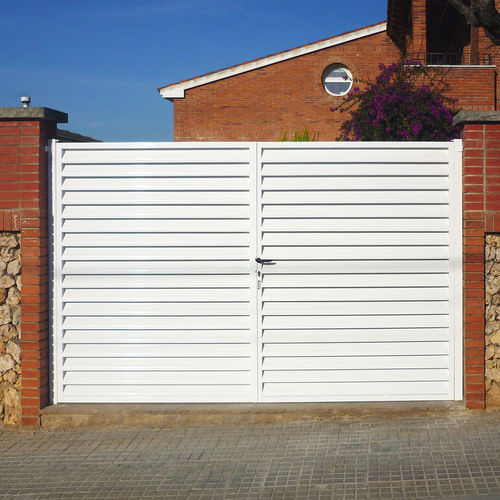 Swing gate - PROLAM  - Quaglia Diffusion - right / galvanised steel / sheet steel