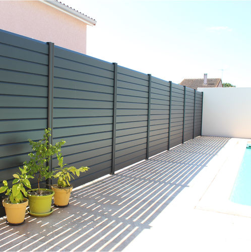 Louvered fence - DANUBE - Quaglia Diffusion - residential / aluminum / straight