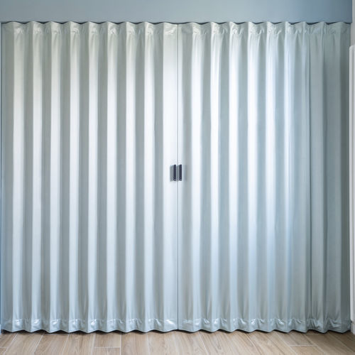 Interior closet door - Centred central opening - Dooor srl - fabric / leather / sliding