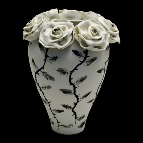 Contemporary vase - ROSAS - ELICA STUDIO - porcelain / handmade / Made in Italy