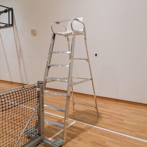 Tennis umpire chair - 14 003 - SPORT TRANSFER Sp. z o.o. - mobile / aluminum / silver-colored