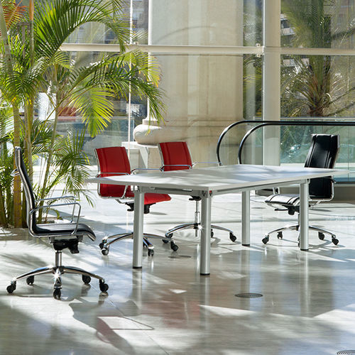 Free-standing desk - SOHO - COMERCIAL DE INDUSTRIAS REUNIDAS, S.A. - multiplace / individual / contemporary