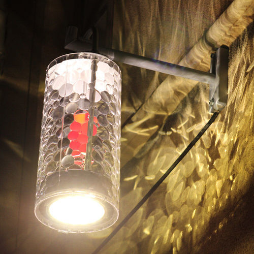 Polycarbonate wall light - LEIZA - ECLATEC International - contemporary / outdoor / cast aluminum
