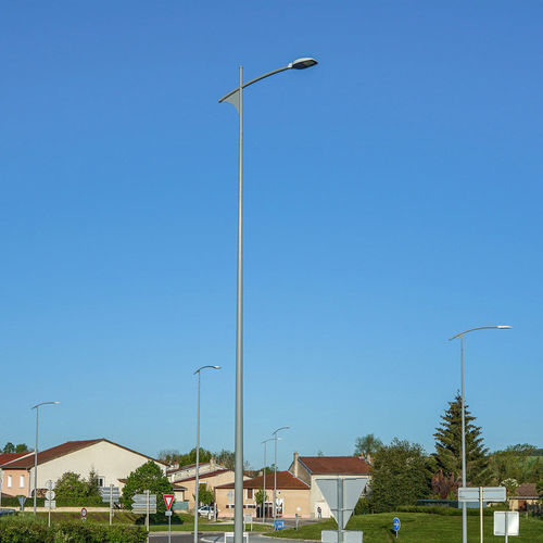 Cast aluminum lamp post - STELIUM - ECLATEC International - urban / contemporary / polycarbonate