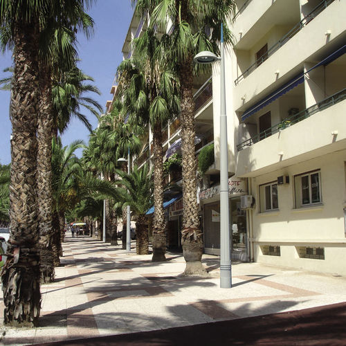 Lighting pole - MAJESTIC - ECLATEC International - cast iron / steel / cast aluminum