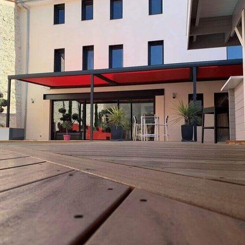 Wall-mounted pergola - USINE-ONLINE - extruded aluminum / fabric canopy / with sliding canopy