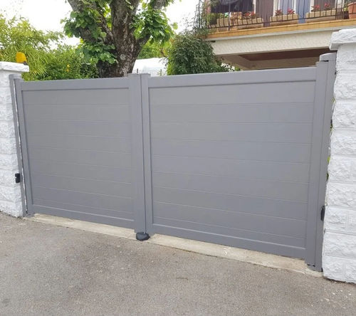 Swing gate - Anaïs  - USINE-ONLINE - aluminum / louvered / motorized