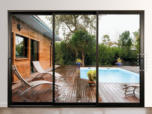 Sliding patio door - USINE-ONLINE - aluminum frame / double-glazed / 3 leaves