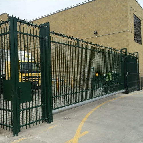 Protective barrier - LINK - Jacksons Fencing - fixed / PVC / metal