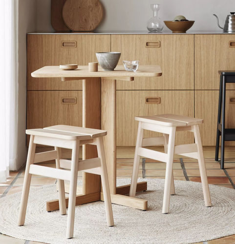 Contemporary stool - Angle Standard 45 - FORM & REFINE - beech / lacquered wood / stained wood