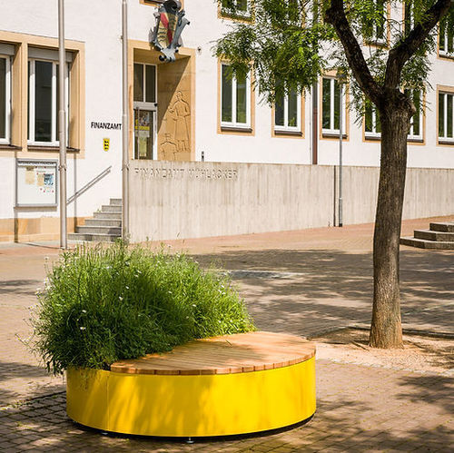 Contemporary public bench - ABGEKÜHLT - CITY DECKS - wooden / without backrest / without armrests