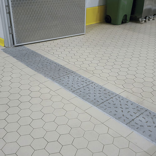 Stainless steel tactile tile - Vibroser