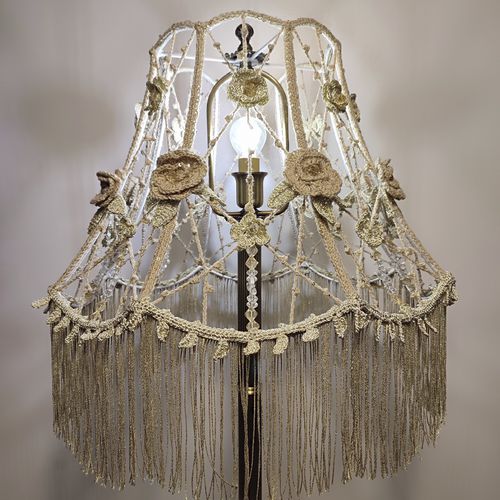Traditional lampshade - Dallas 04 - DelightLamps - silk / acrylic / handmade