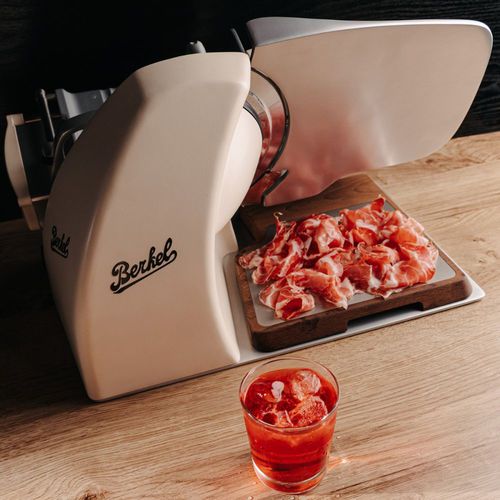 Bread slicer - HOME LINE 250 PLUS MATTE CREAM - Berkel - cheese / fruit / vegetable