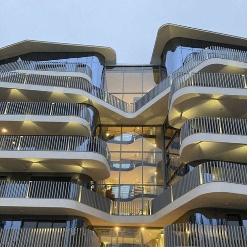 Precast concrete balcony - Groupe Saint Léonard - with panels