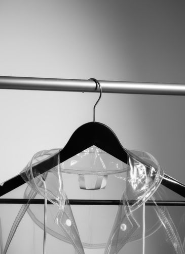 Metal coat hanger - Fashion Black - Best Mannequins BV - wooden / nickel / retail