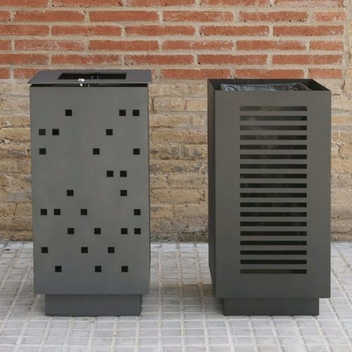 Public trash can - SQUARE series  - RYM URBAN FURNITURE, S.L. - metal / with built-in ashtray / with lid