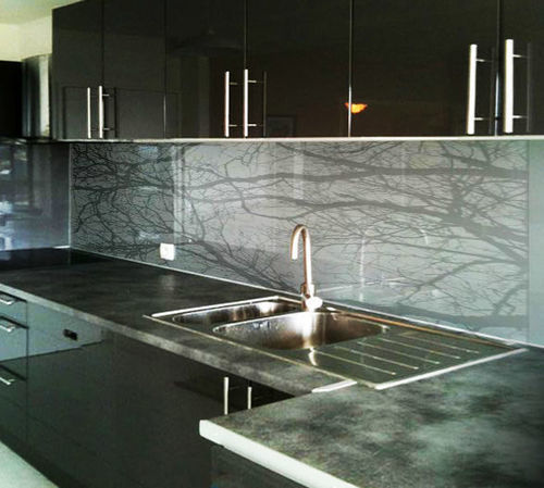 Glass backsplash - BRANCHAGE - Infiniglass - opal / lacquered glass / tempered glass
