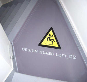 Free-standing advertising panel - Infiniglass - desktop / floor-standing / wall-mounted