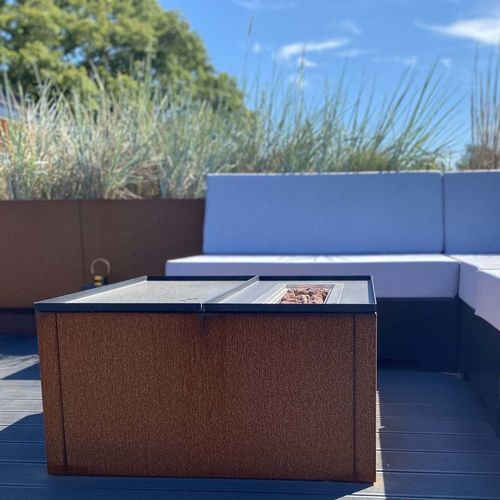 Minimalist design side table - CUBY - byJEMA - lacquered steel / square / on casters