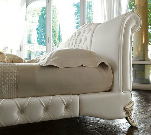 Double bed - MORRIS - DANTI di Danti Stefano e C. - classic / upholstered / with upholstered headboard
