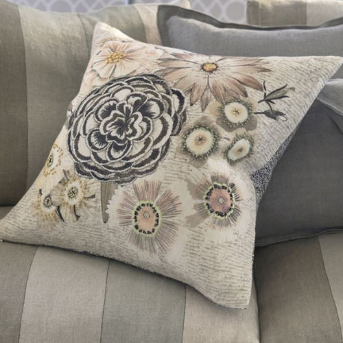Square cushion - MILLEFIORI  - DESIGNERS GUILD - floral / linen / gray