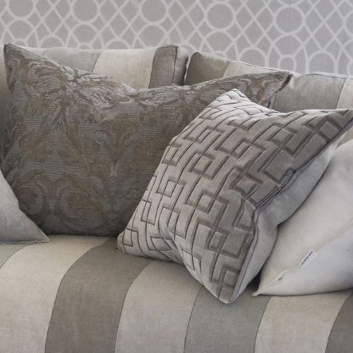 Rectangular cushion - VITTORIA GRAPHITE - DESIGNERS GUILD - damask pattern / fabric / gray