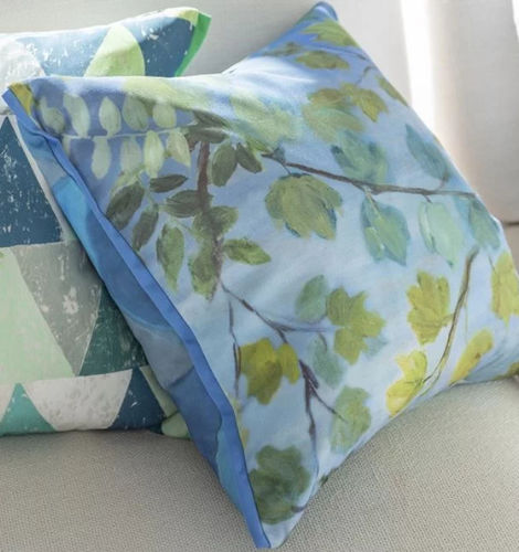 Outdoor cushion - GIARDINO SEGRETO - DESIGNERS GUILD - square / floral / nature pattern