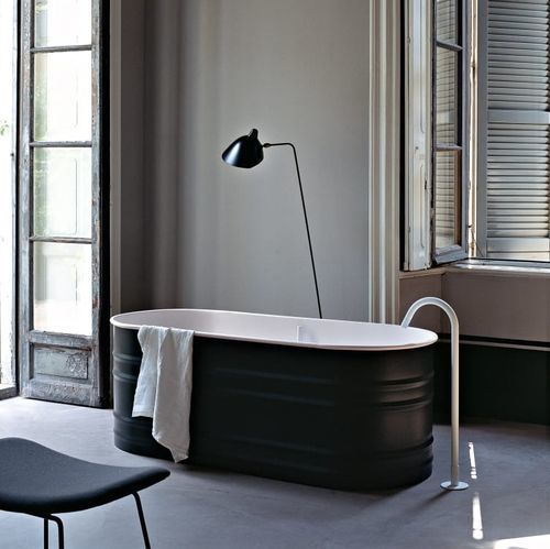 Oval bathtub - VIEQUES  - AGAPE - free-standing / for homes / outdoor