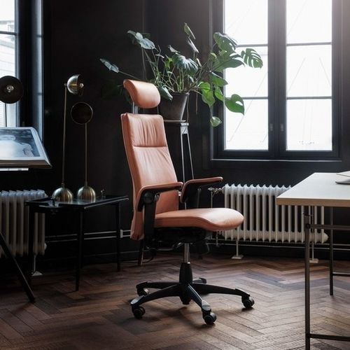 Contemporary executive chair - TRIBUTE 9031 - HÅG - leather / aluminum / with headrest