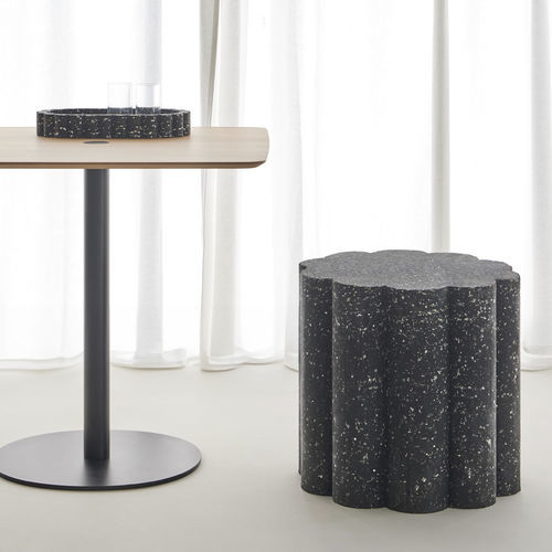 Contemporary stool - NUVOL  - punt mobles - made from recycled materials / recycled materials base / round