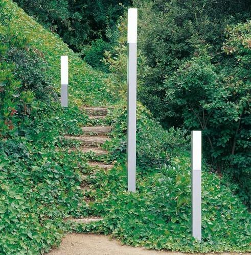 Urban bollard light - NAWA  - METALARTE - contemporary / anodized aluminum / methacrylate