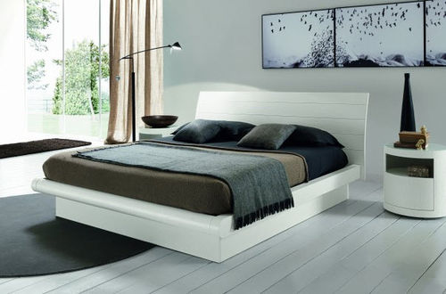 Double bed - WAY - VITTORIA - contemporary / wooden / lacquered wood