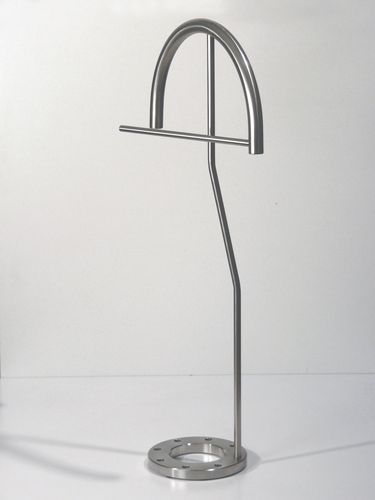 Floor-mounted valet stand - OSTENSION - INSILVIS - metal / contemporary