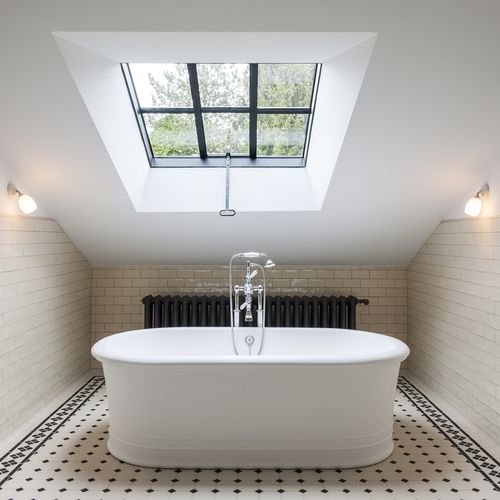 Oval bathtub - THE COUNTESS - Kenny&Mason - free-standing / for homes / composite