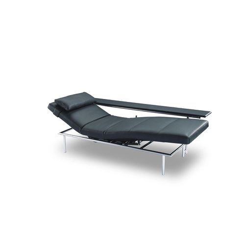Contemporary day-bed - CAMPUS - ipdesign - fabric / leather / steel base
