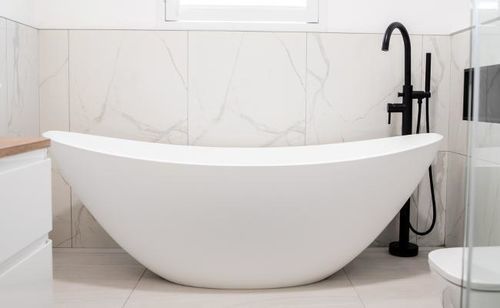 Free-standing bathtub - RIO - Dado Creations Pty (LTD) - other materials / contemporary / red