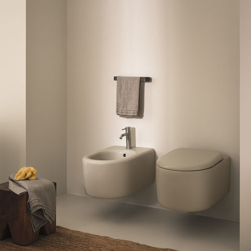 Wall-hung toilet - Itaca 349 - Ceramica Cielo - ceramic / home / oval