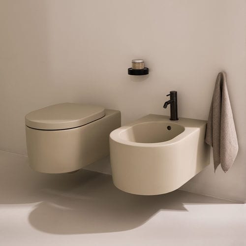 Wall-hung bidet - OTIS - Ceramica Cielo - by King & Miranda / by Andrea Parisio