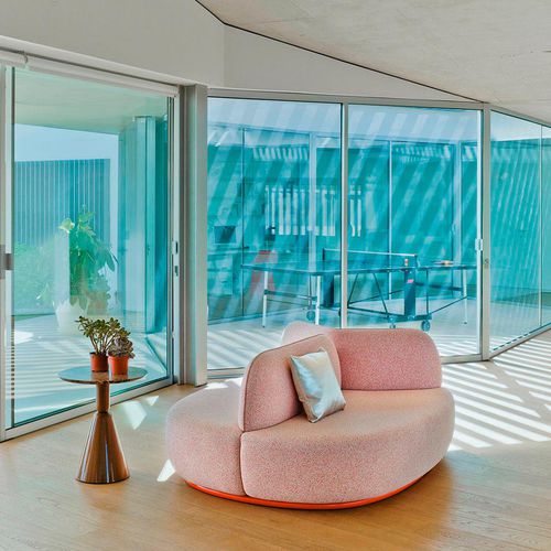 Contemporary upholstered bench - LA ISLA - SANCAL - fabric / with backrest / round