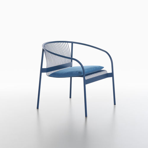 Contemporary armchair - VELIT - PLANK - thermo-lacquered steel / steel / with removable cushion
