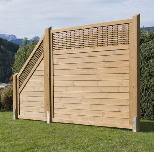 Contemporary screen - GRECALE - Pircher Oberland - pine / garden