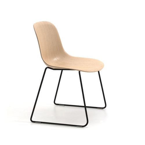 Contemporary chair - Máni SL - arrmet - indoor / ash / steel base